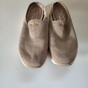 Skechers Commute Time Slip On Womens Taupe 8 Comfort Slip On Walk Staple